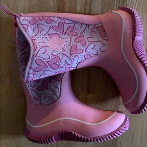 Girls muck boots
